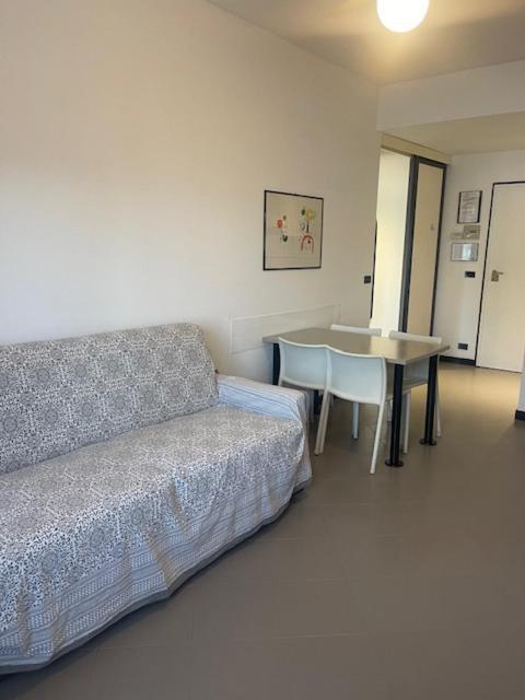 אלסיו Residence Principi Di Piemonte מראה חיצוני תמונה